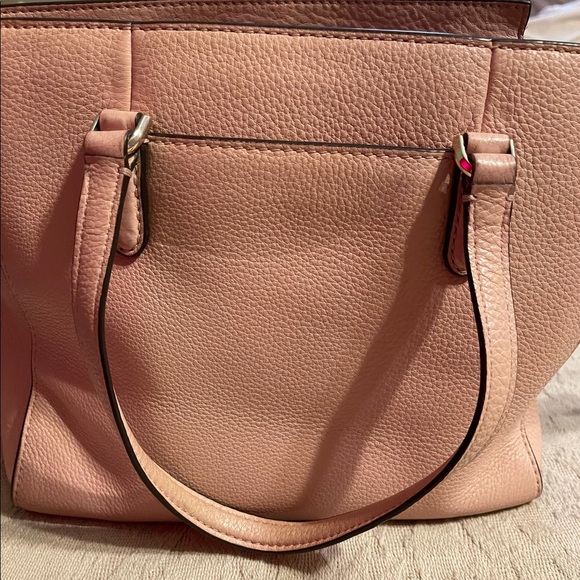 Kate Spade shoulder bag light peach/blush color.  Like brand new! - Picture 3 of 3